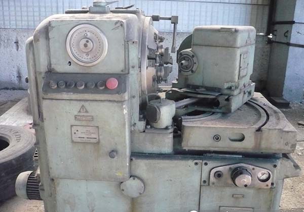 5Т23В напівавтомат зубострогальный. Загальний вигляд 